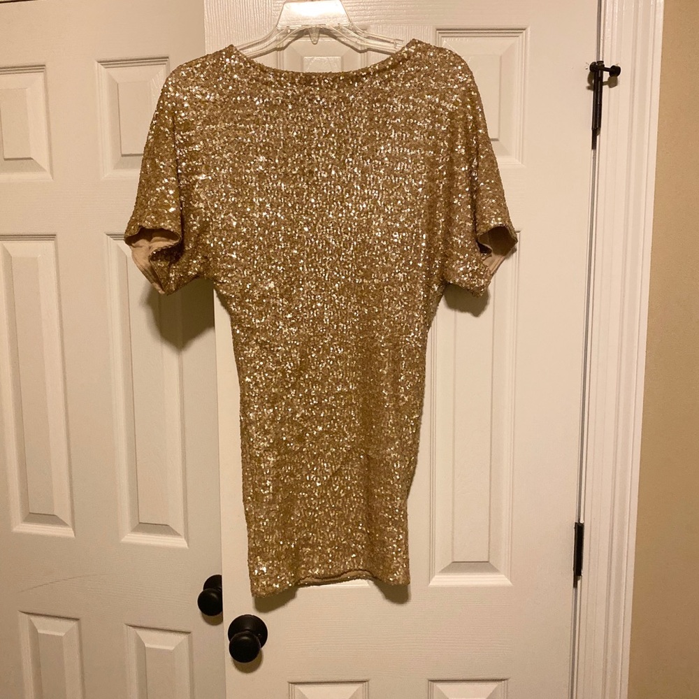 Gold sparkle dress!